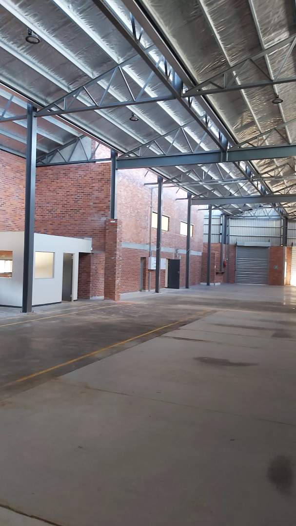 To Let commercial Property for Rent in Fairview Eastern Cape